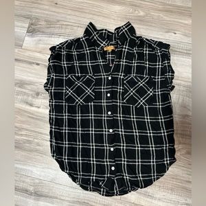 Jacks Girlfriend Black and white Button-down